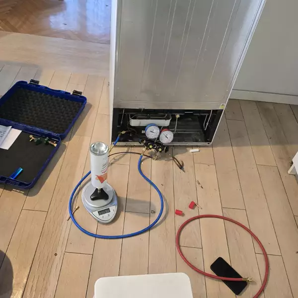 Punjenje frižidera freonom Beograd — intervencija Hlađenje Beograd