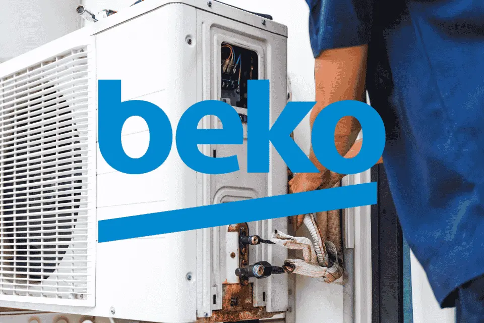 Ovlašćeni servis Beko klima uređaja Beograd — majstor pri radu