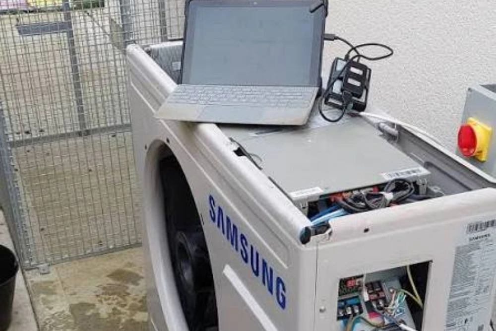 Servis Samsung toplotne pumpe Beograd — majstor proverava Samsung EHS jedinicu